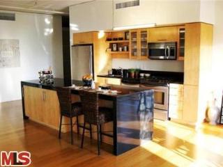 Elleven unit no #401