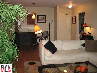Sherman Oaks real estate - 4506 Saugus Ave - Sherman Oaks CA homes for sale