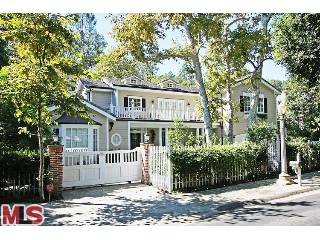 property image of 2115 Mandeville Canyon Rd in Los Angeles, CA - find real estate homes in Los Angeles