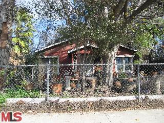 7816 TAMPA Avenue, Reseda, CA, 91335, USA