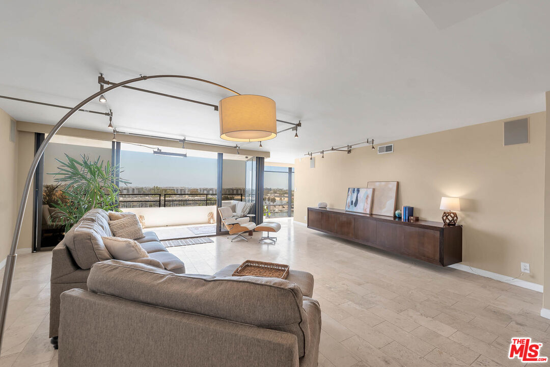 Multiple Listing Service Los Angeles Real Estate