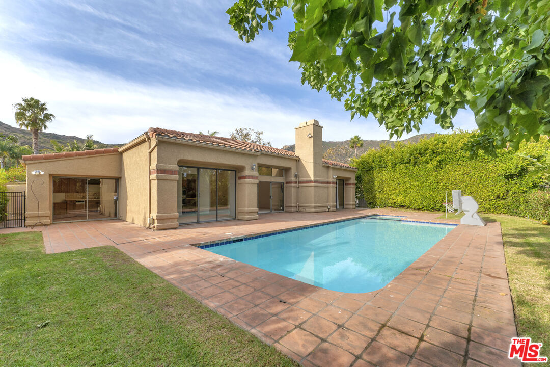 Find Homes For Sale & Open Houses at TheMLS.com