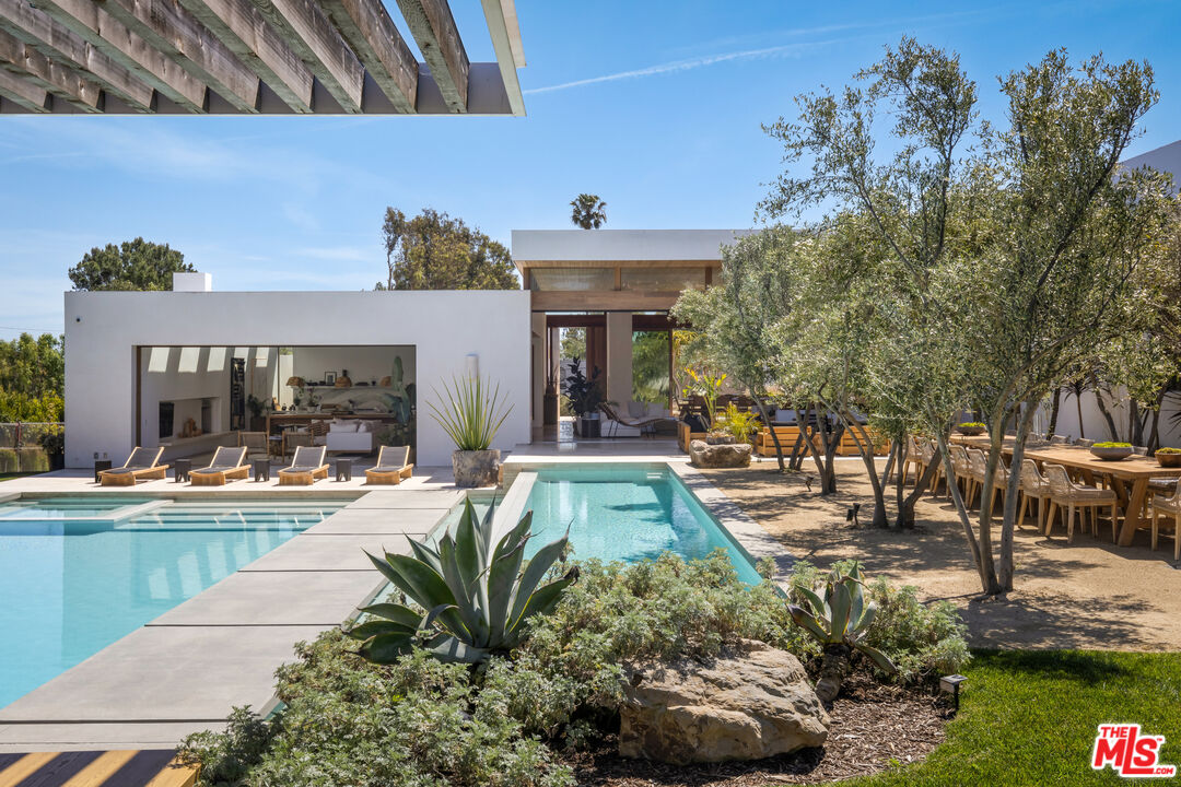 Find Homes For Sale & Open Houses at TheMLS.com