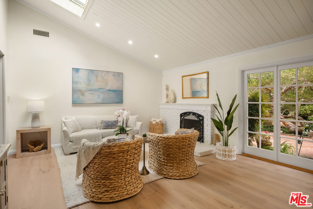 Find Homes For Sale & Open Houses at TheMLS.com