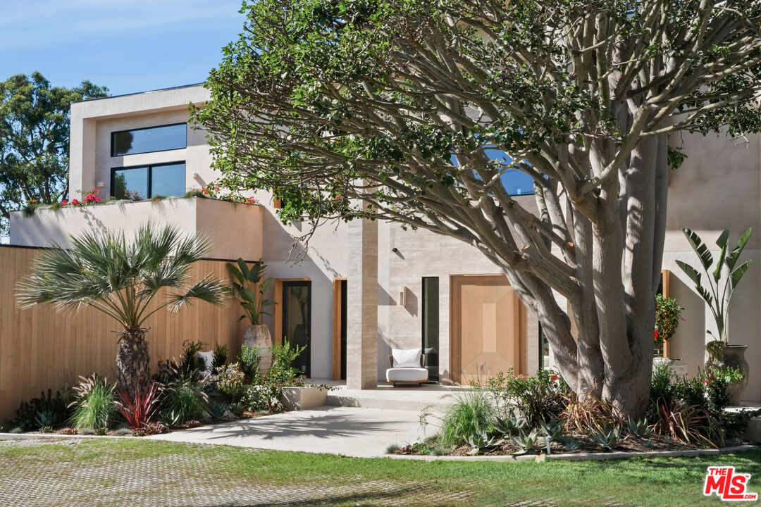 Find Homes For Sale & Open Houses at TheMLS.com