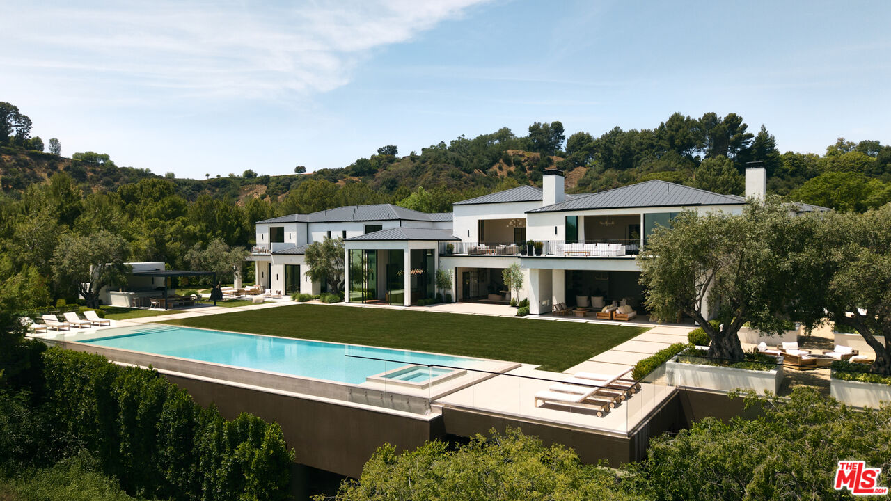 73 Beverly Park Ln, Beverly Hills, CA 90210