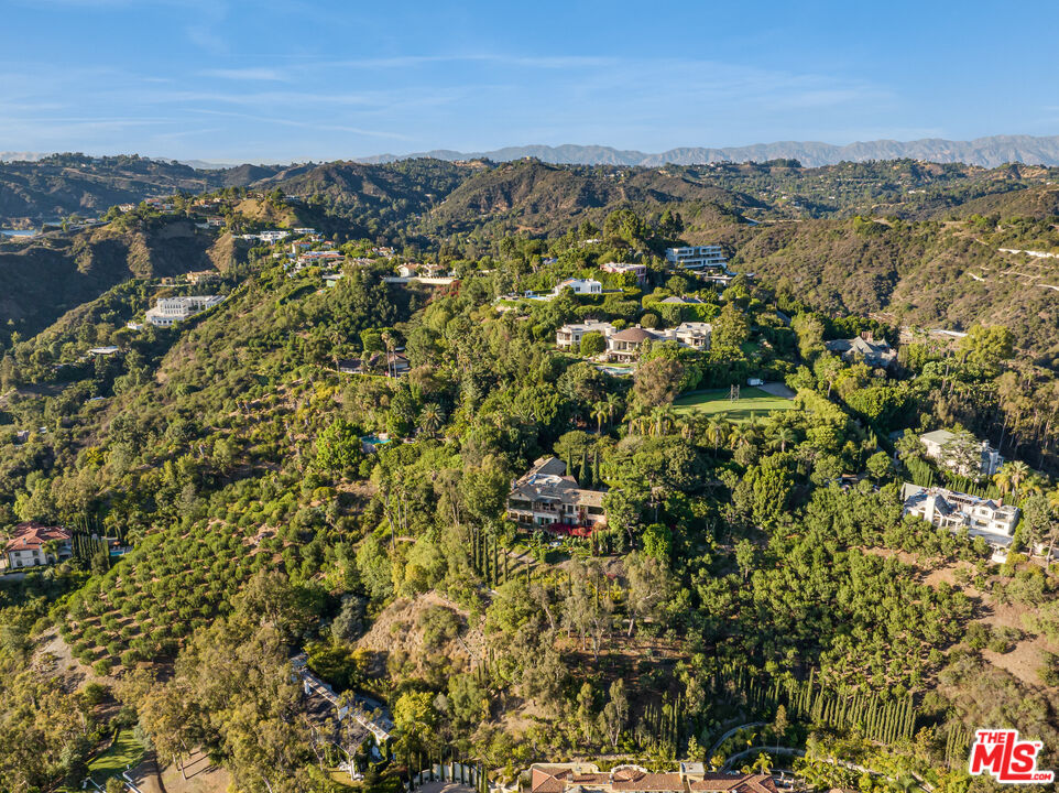 1031 Bel Air Ct, Los Angeles, CA 90077