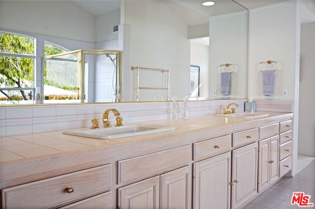 MLS #21-727184 image #16