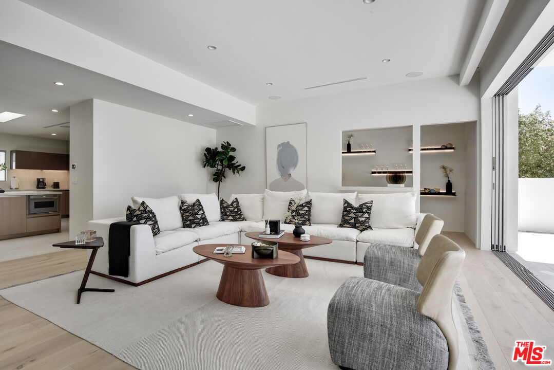 MLS #21-788520 image #6