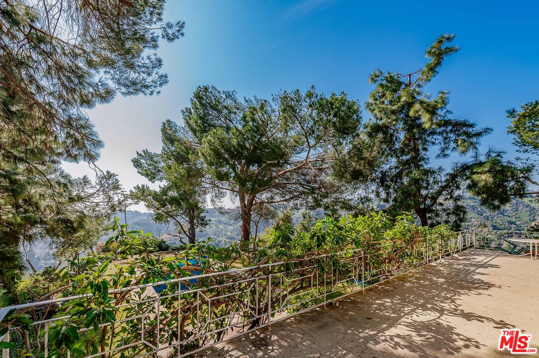 MLS #23-254565 image #8