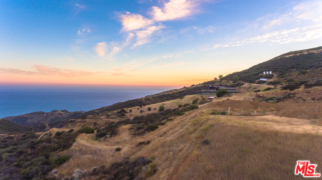 MLS #23-292037 image #19