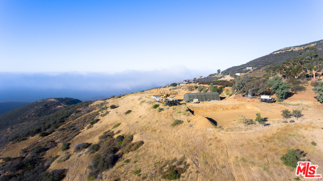 MLS #23-292037 image #30