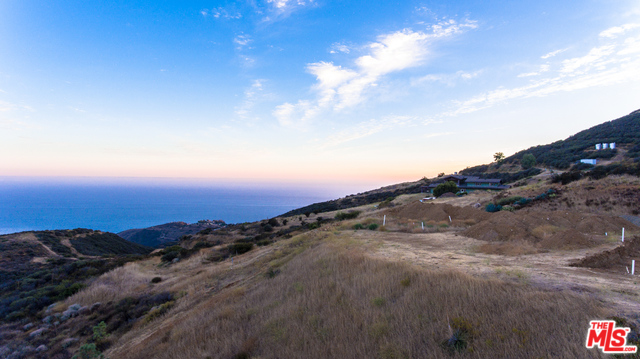 MLS #23-292037 image #33