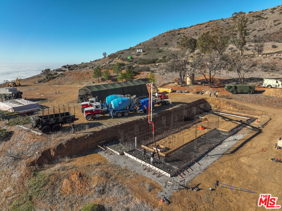 MLS #23-292037 image #8