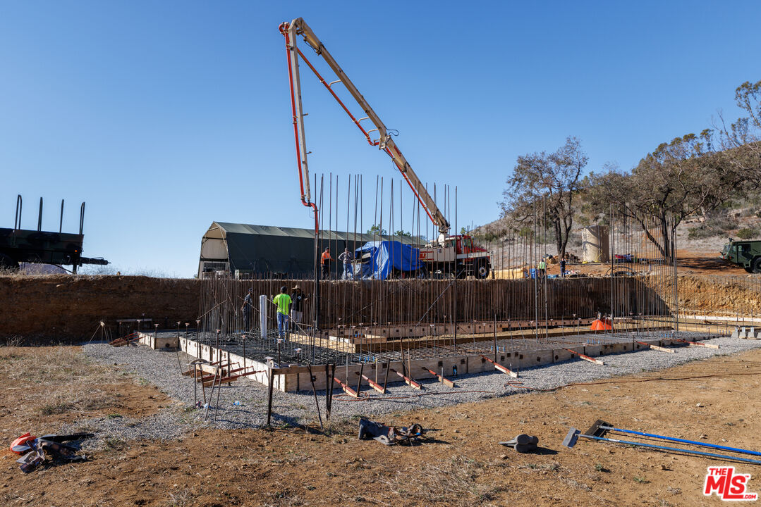 MLS #23-292039 image #18