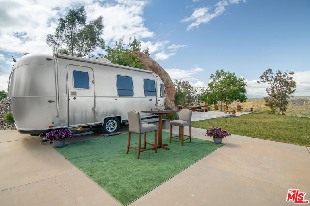 MLS #24-365031 image #10