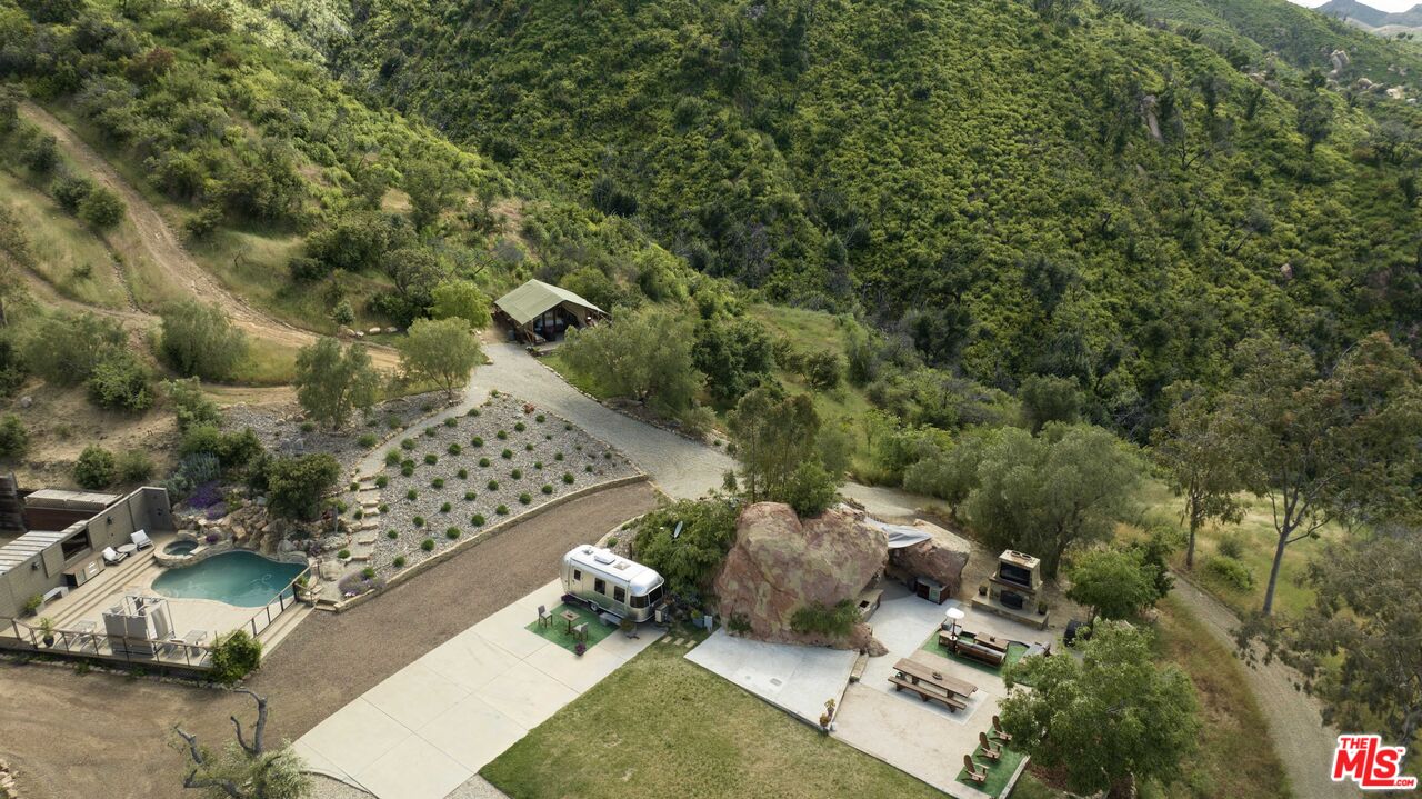 MLS #24-365031 image #1