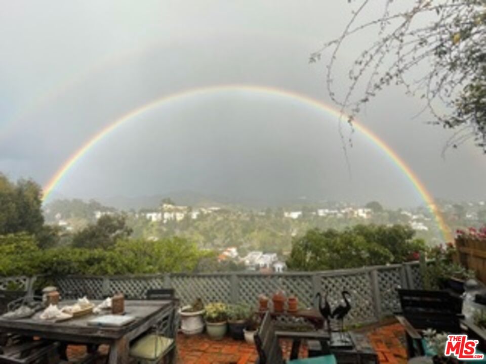 MLS #24-377885 image #1