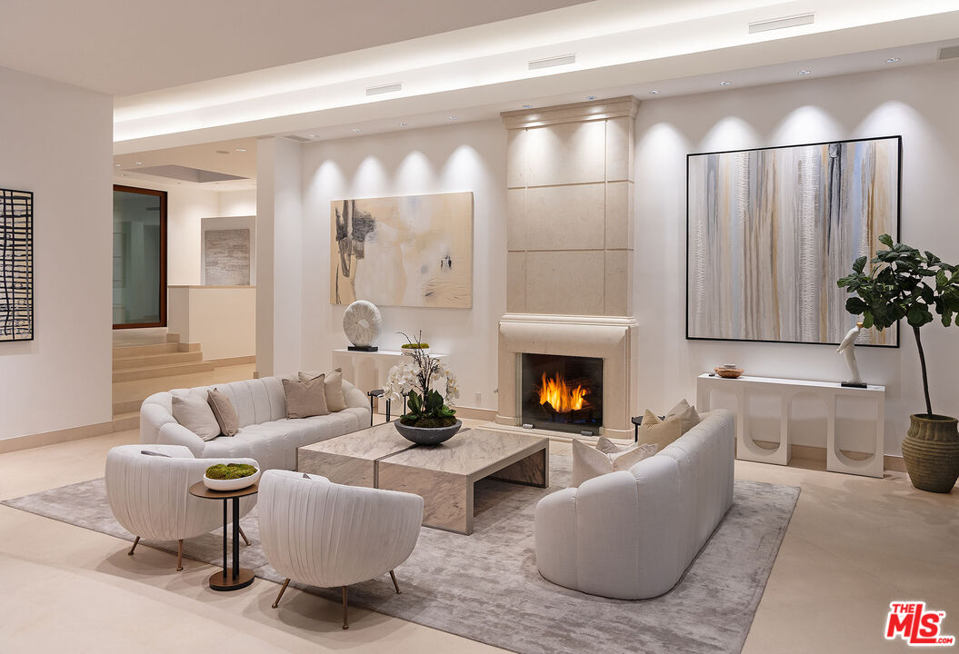 MLS #24-392706 image #15