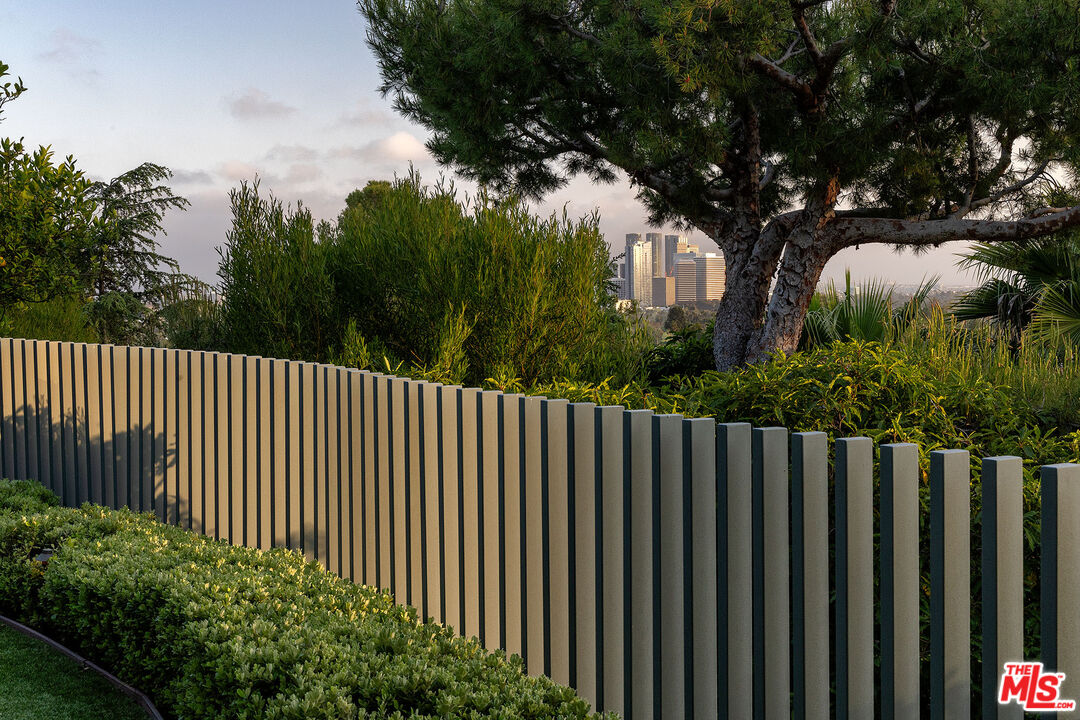 MLS #24-392706 image #18