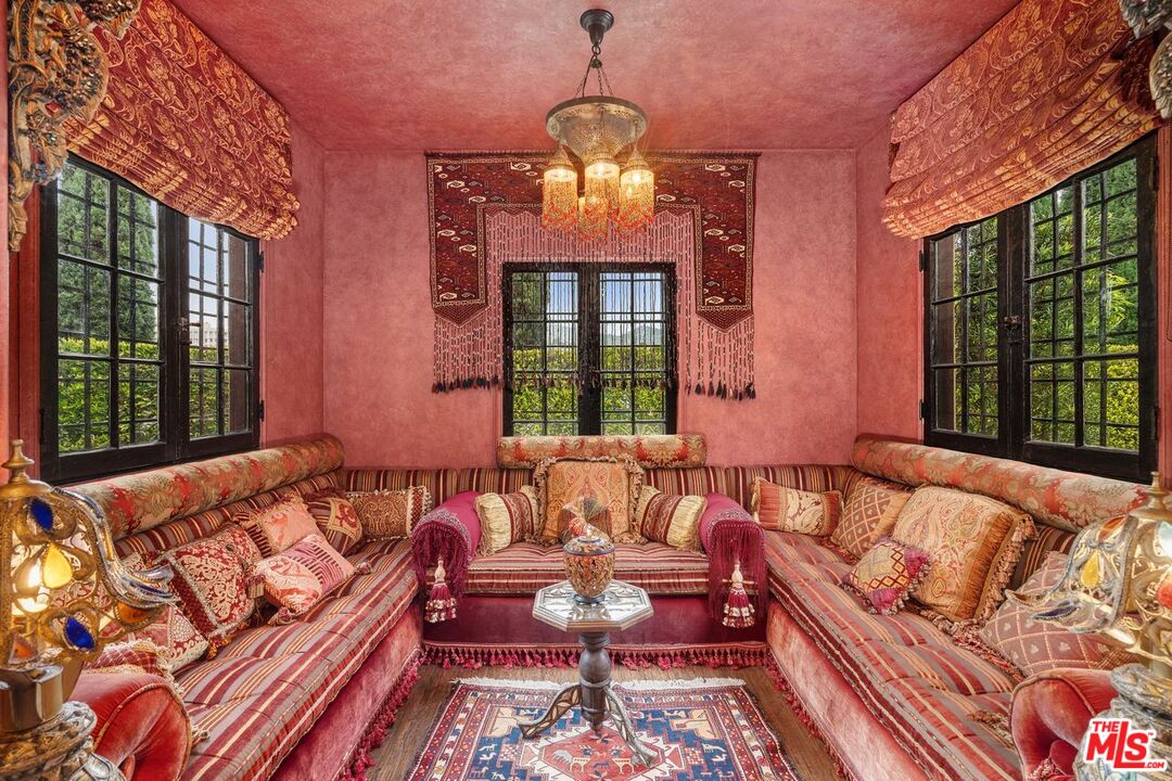 MLS #24-395028 image #33