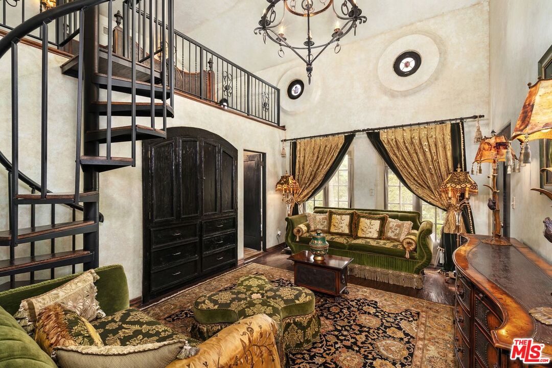 MLS #24-395028 image #43