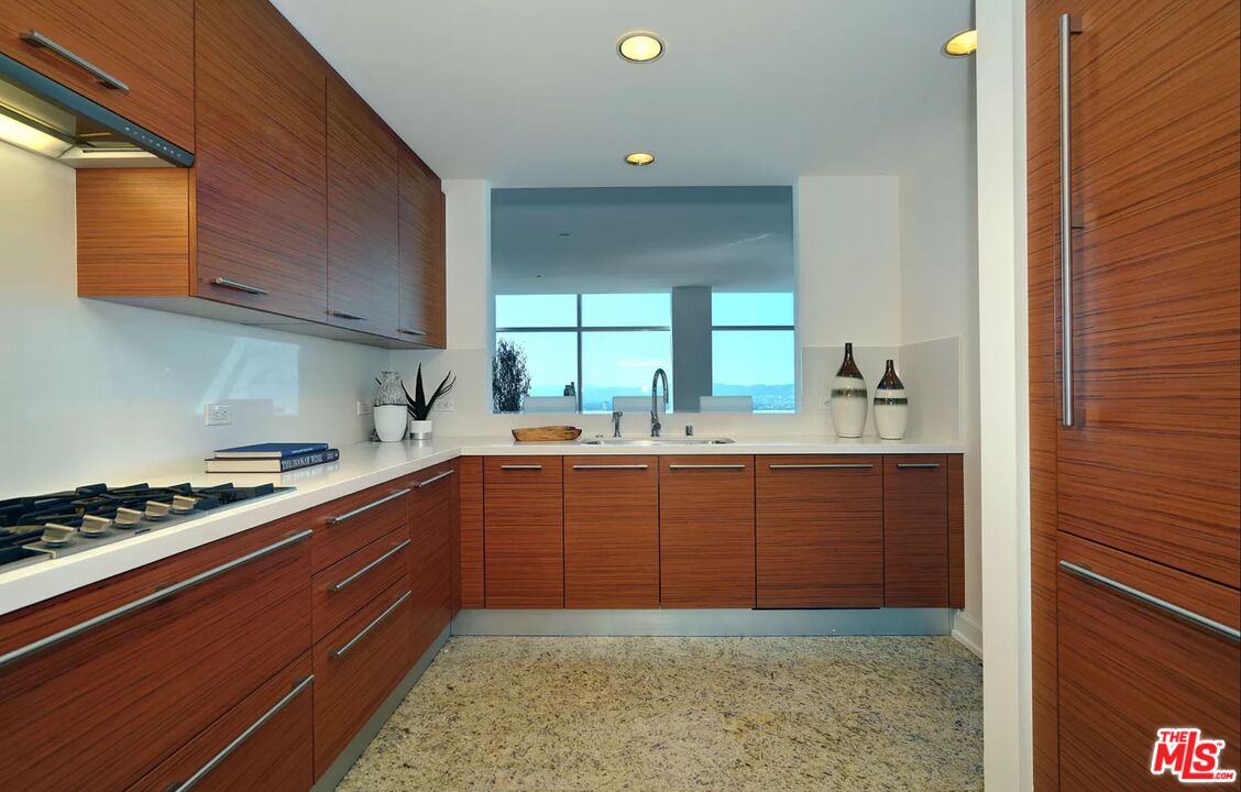 MLS #24-395331 image #9