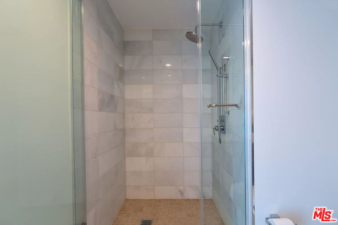 MLS #24-395331 image #20