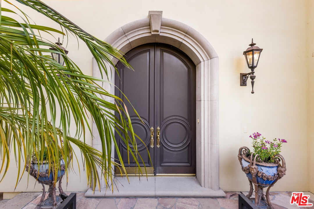 MLS #24-435139 image #1