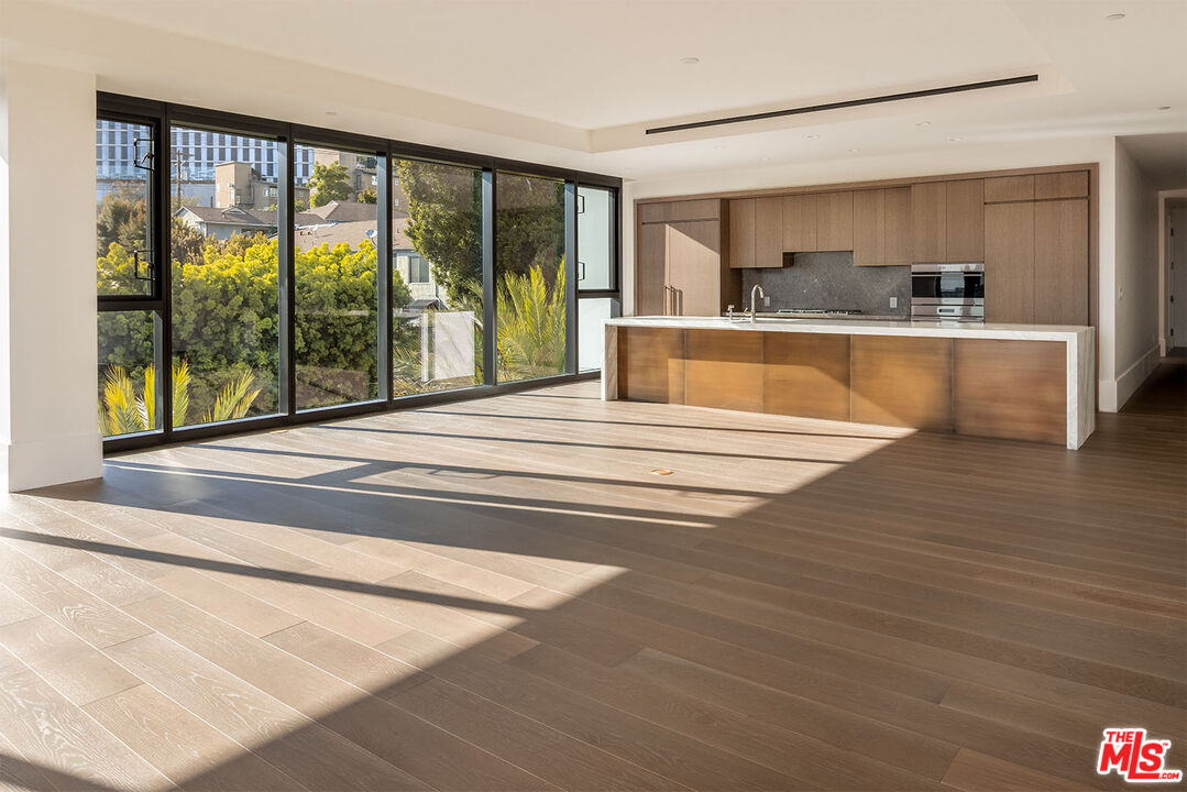 MLS #24-436217 image #3