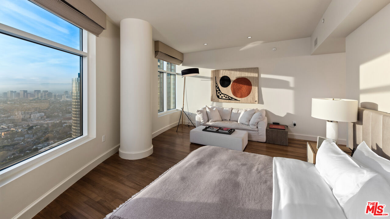 MLS #24-437631 image #17