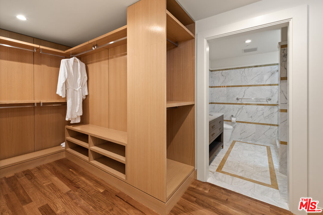 MLS #24-437631 image #22