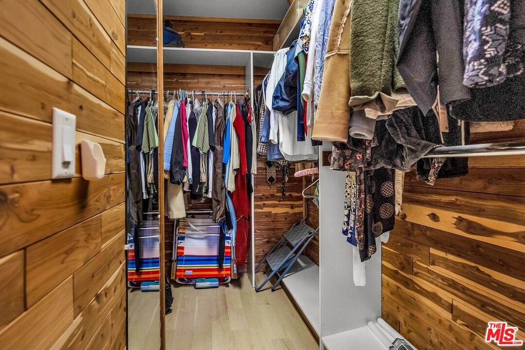 MLS #24-442117 image #28