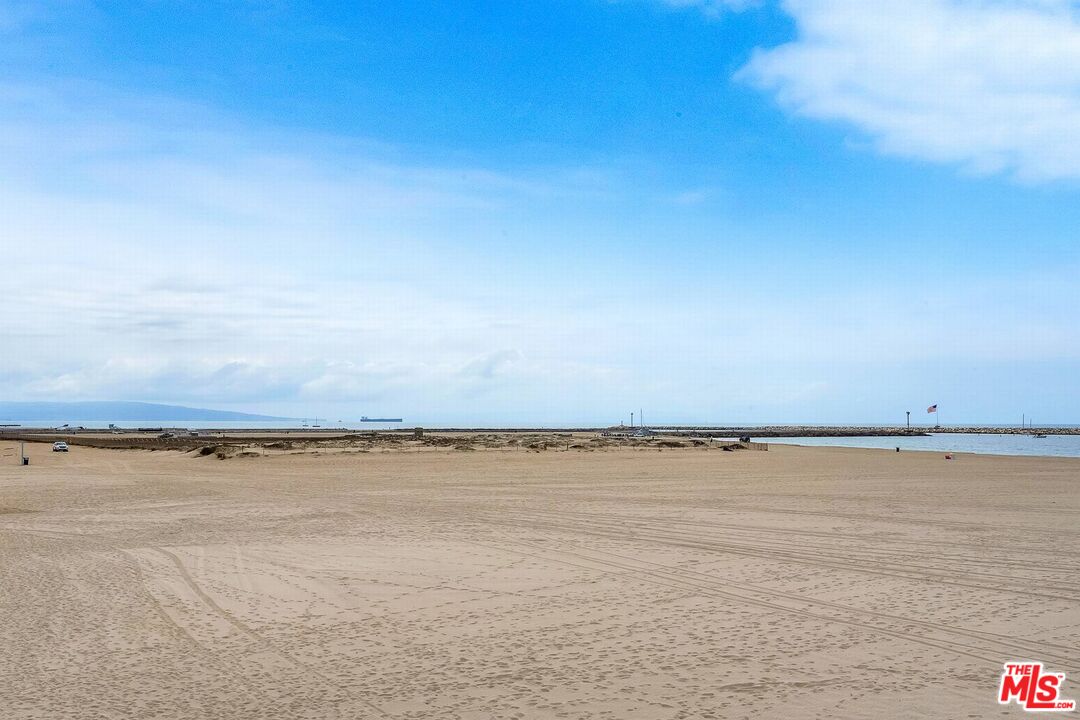 MLS #24-442117 image #30