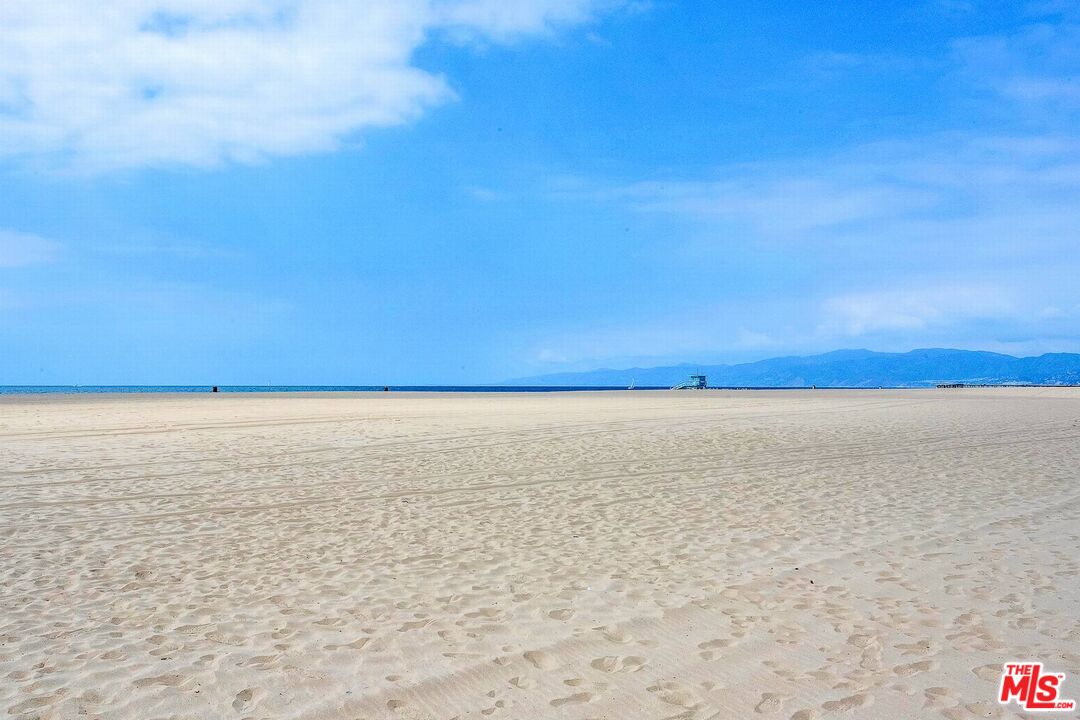 MLS #24-442117 image #31