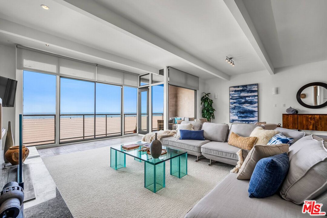 MLS #24-442117 image #3