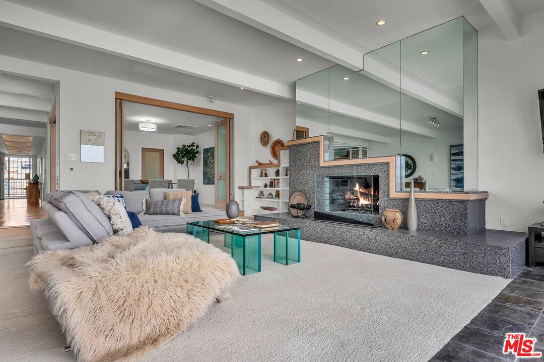 MLS #24-442117 image #4