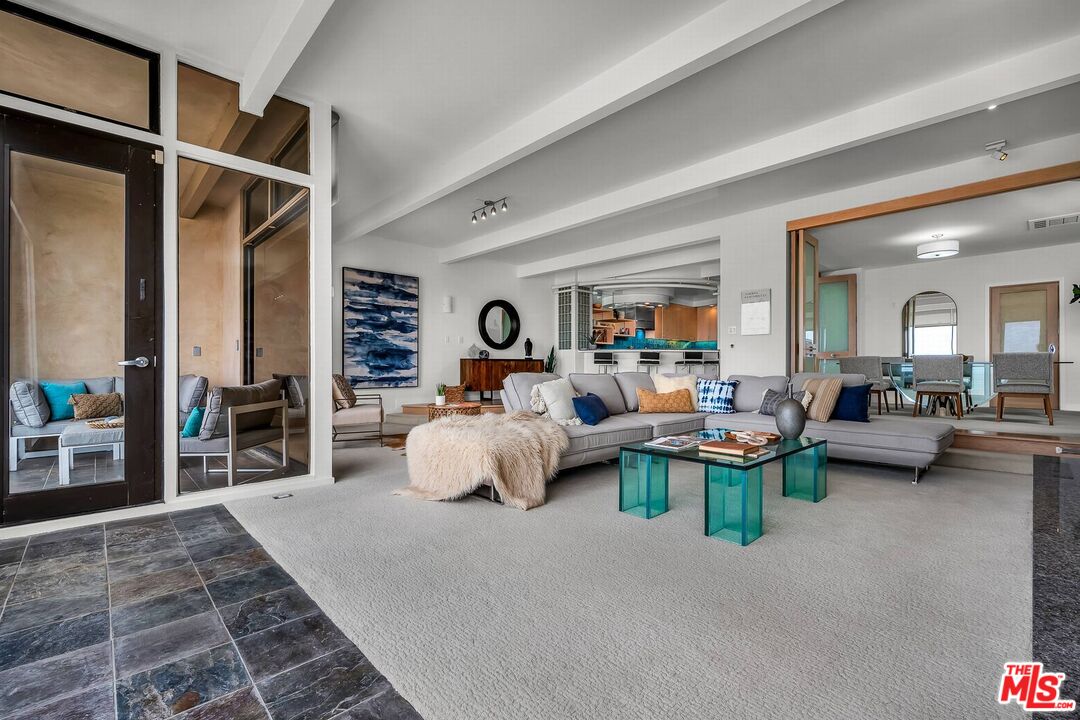 MLS #24-442117 image #6