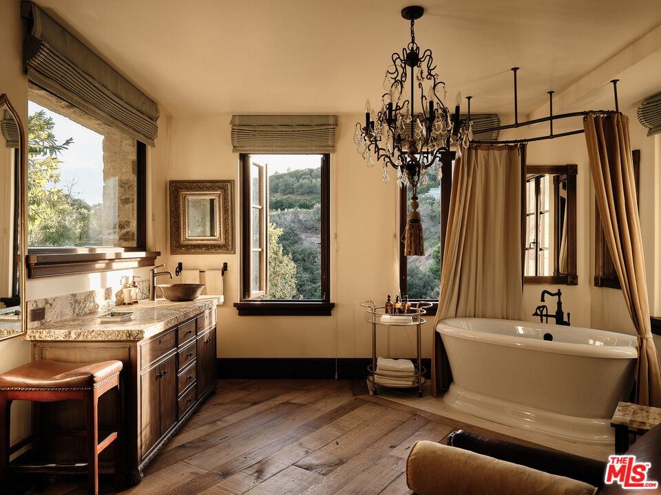 MLS #24-443649 image #29