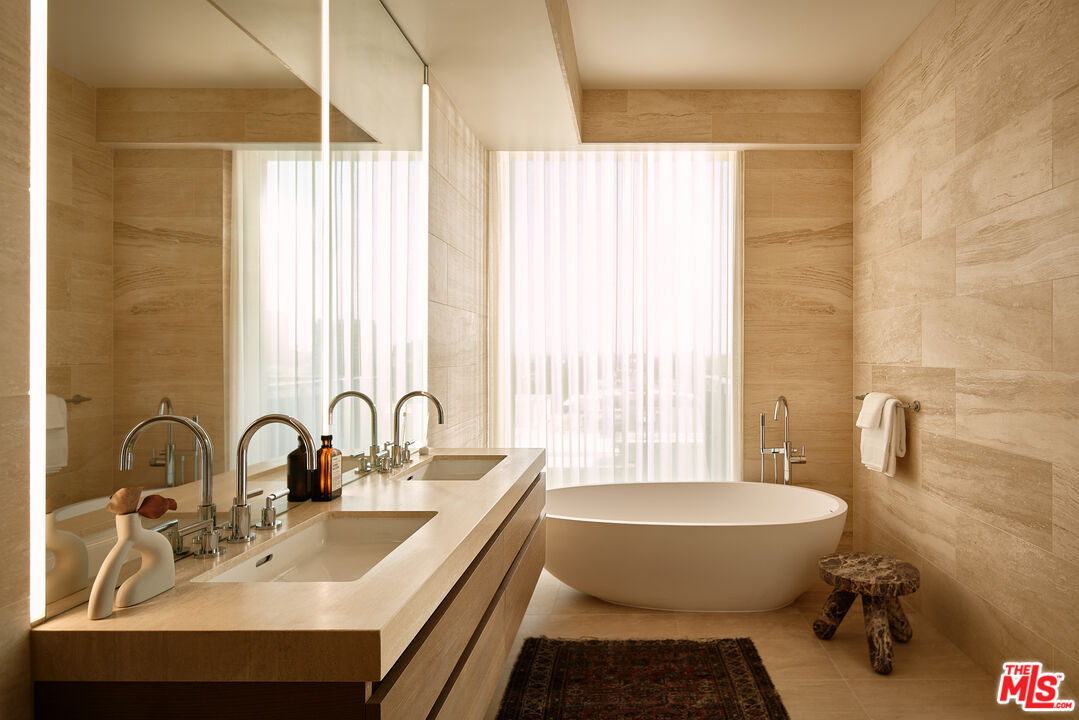 MLS #24-444335 image #8