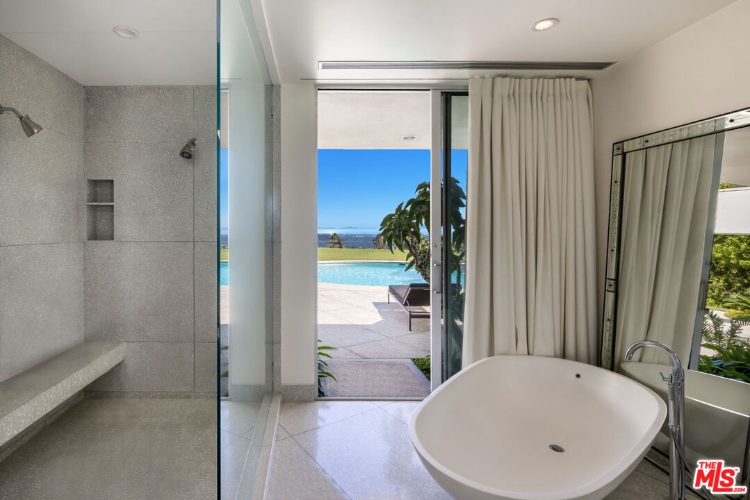 MLS #24-445631 image #23