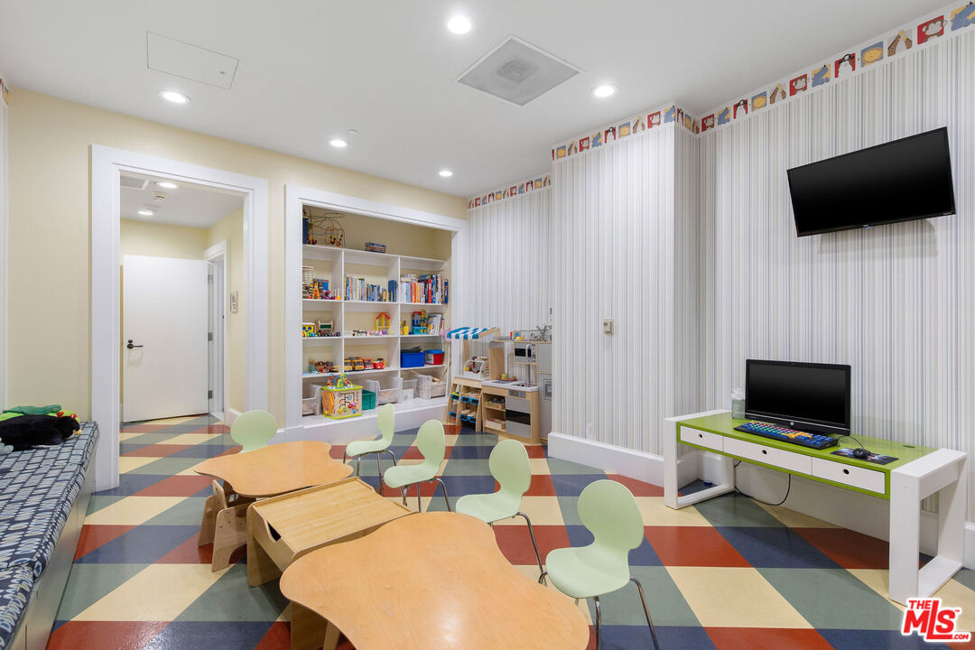 MLS #24-448023 image #40