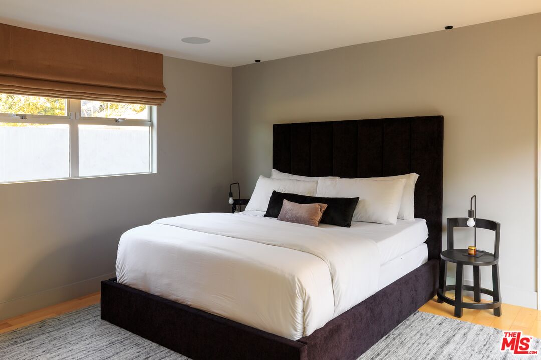 MLS #24-448821 image #18