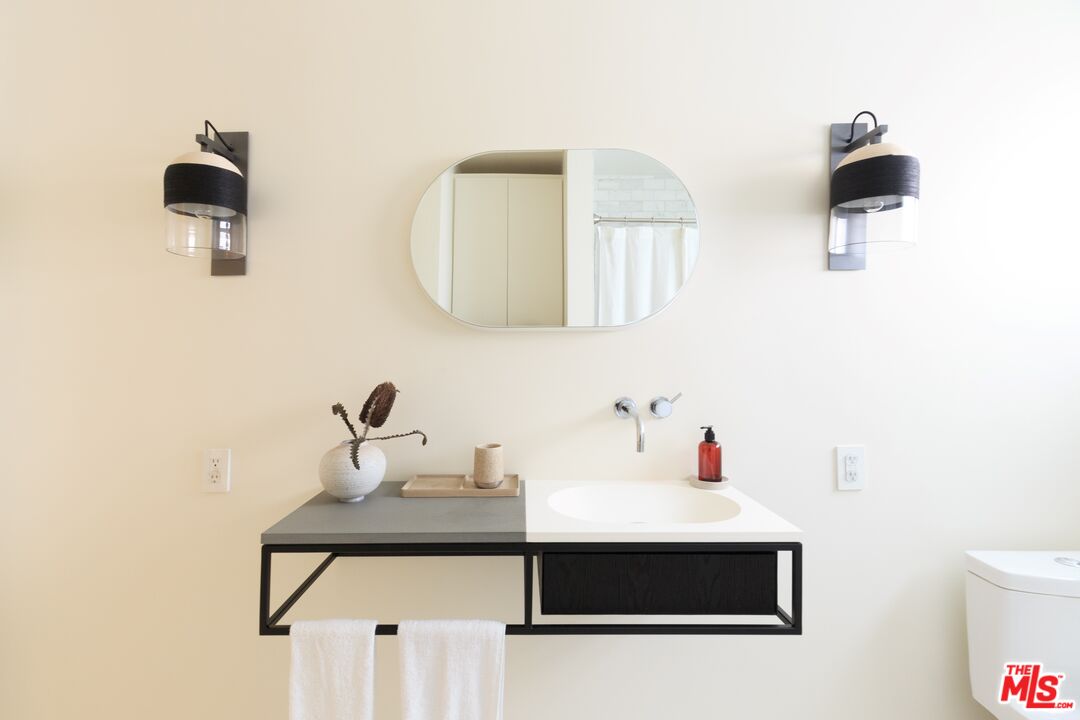 MLS #24-448821 image #23