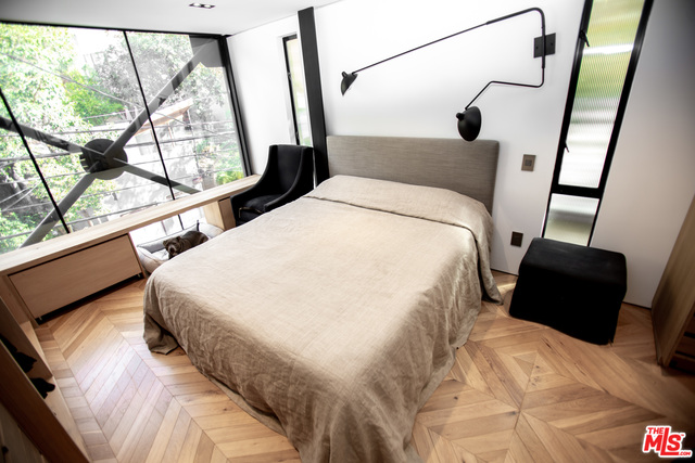 MLS #24-451691 image #3