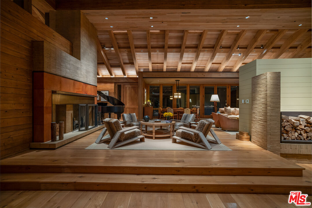 MLS #24-457143 image #31