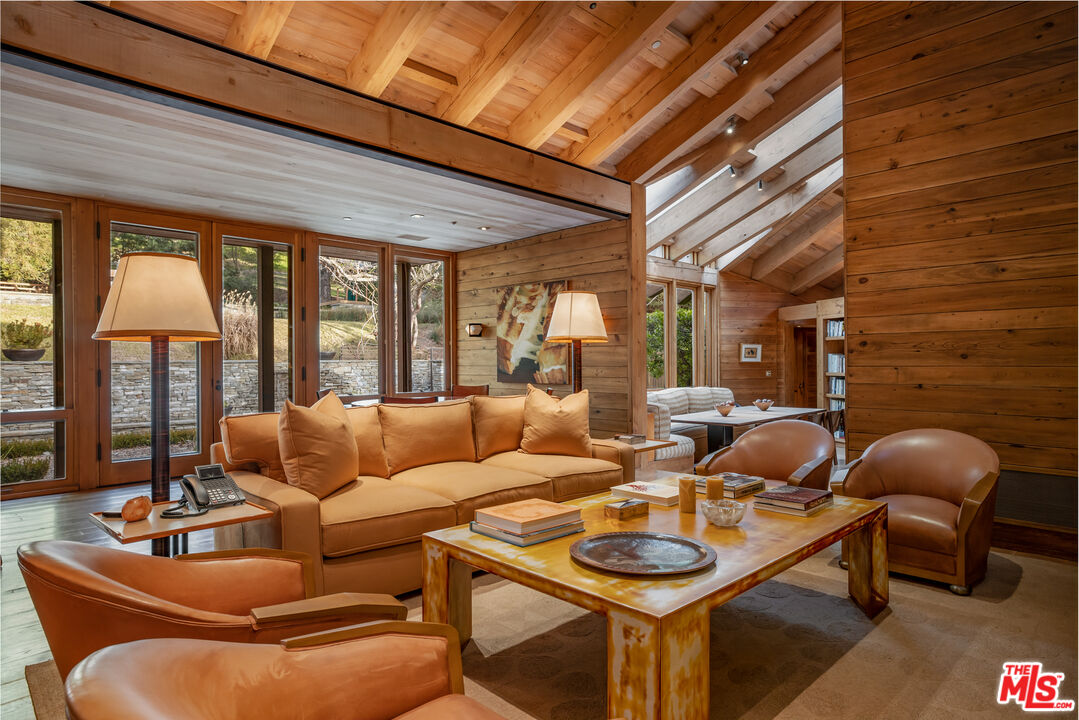 MLS #24-457143 image #7