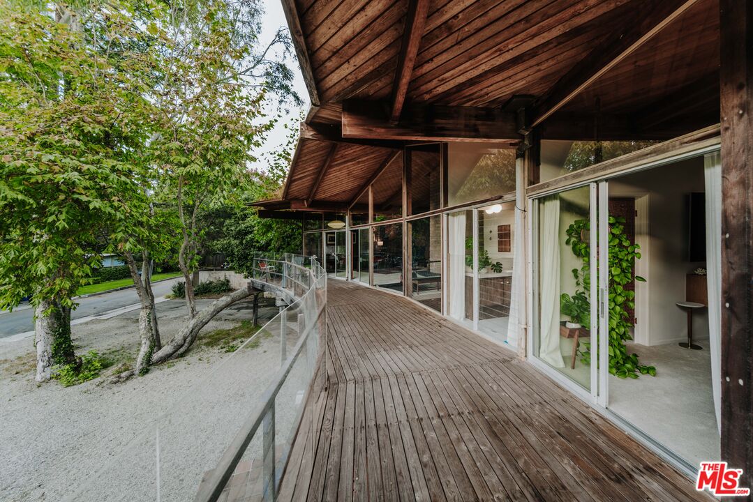 MLS #24-457421 image #2