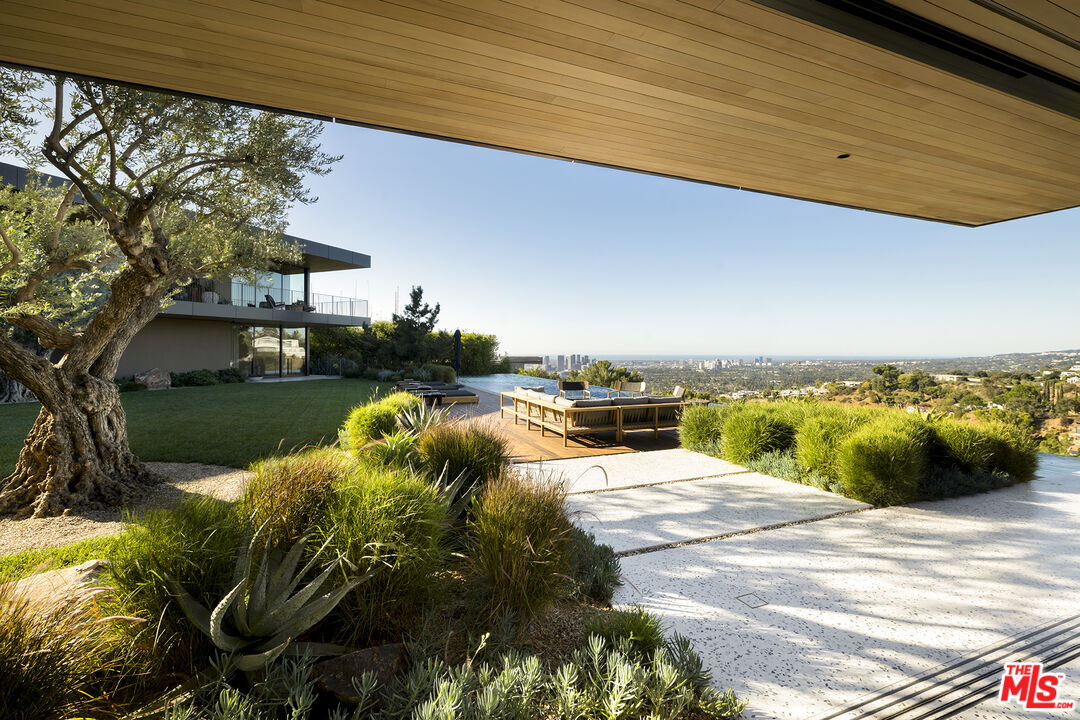 MLS #24-461947 image #0