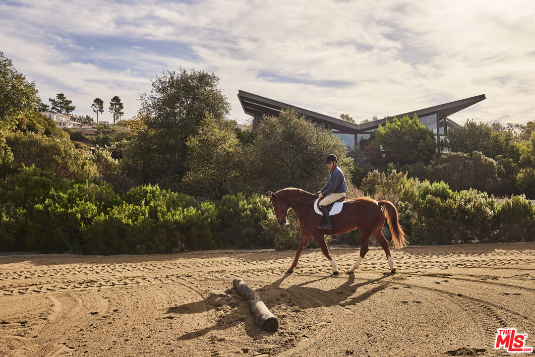 MLS #24-463146 image #37